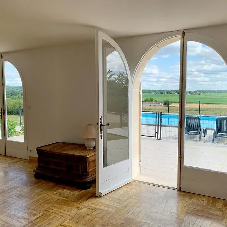 Holiday home Magnifique De Charme Avec Piscine *