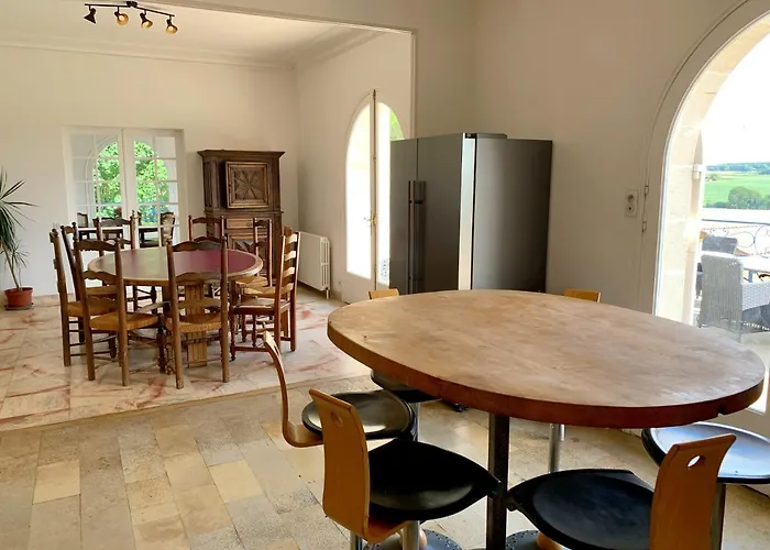 Magnifique De Charme Avec Piscine Dom wakacyjny